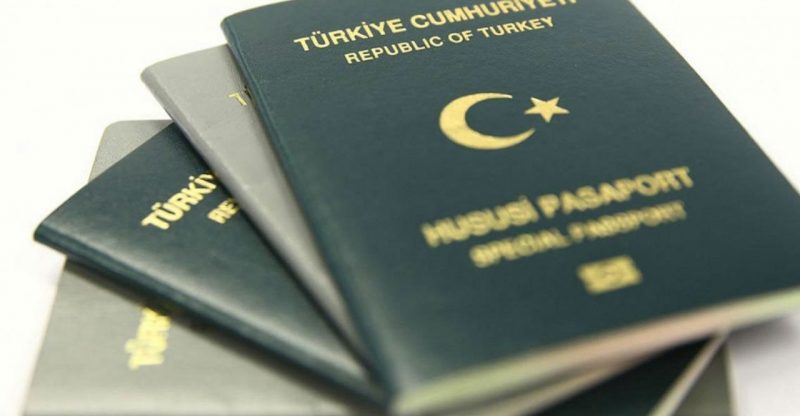 yesil ve gri pasaport ab izin uygulamasi 2021 elizabeth yolda
